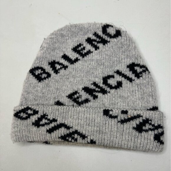 Authentic Balenciaga Grey & Black Logo Beanie – Unisex - Picture 1 of 13